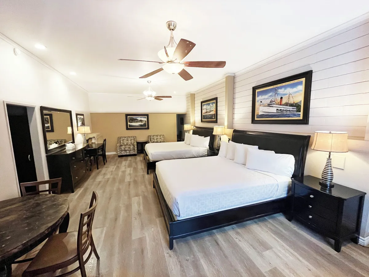 Image of Catalina Courtyard Suites