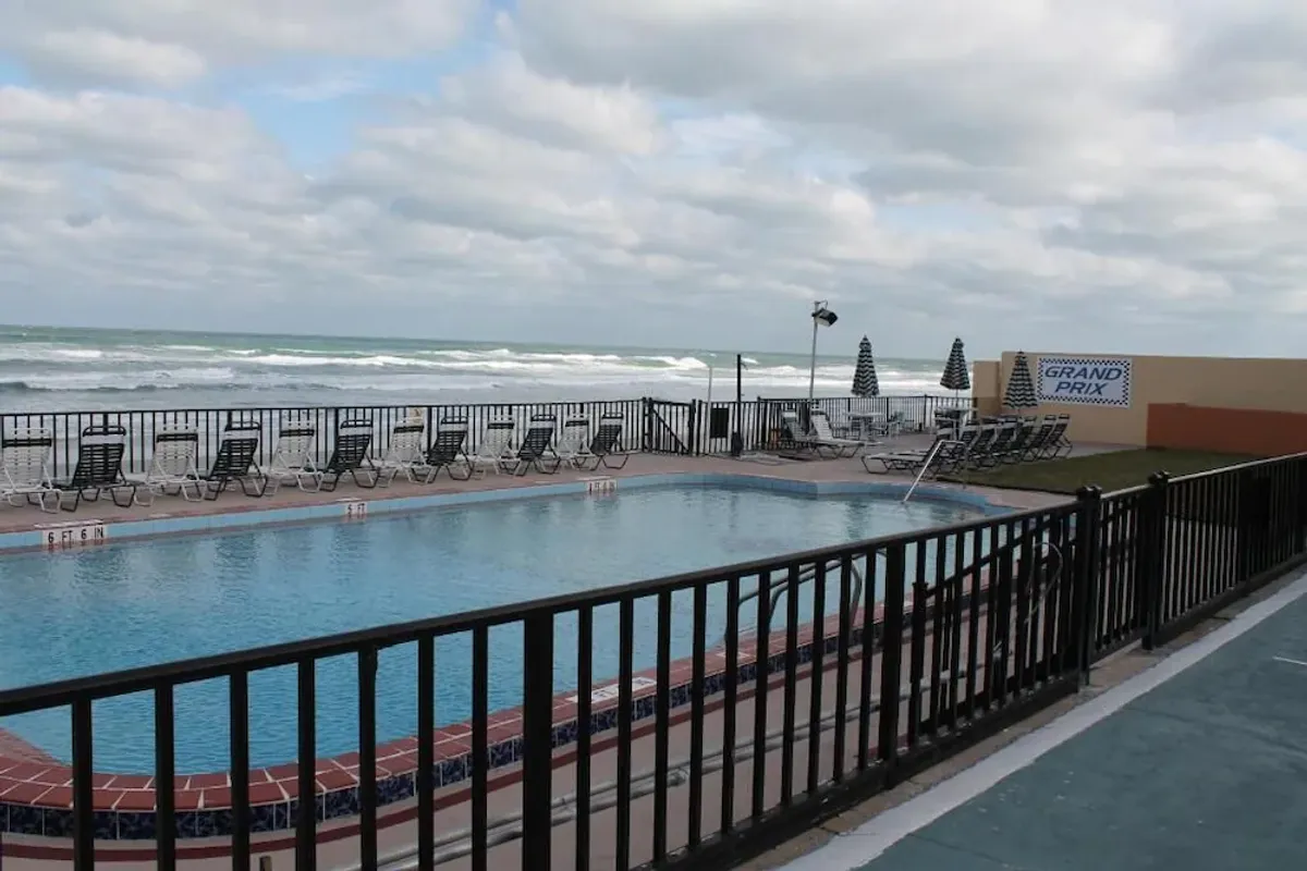 Image of Grand Prix Motel Beach Front