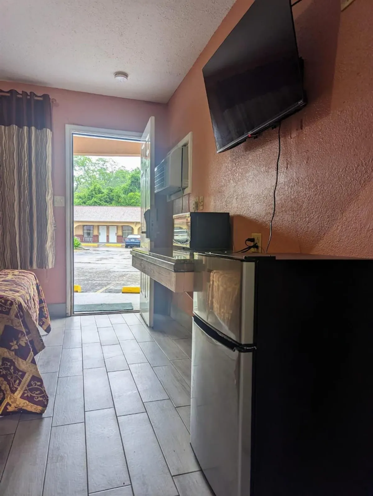 Image of Residents Suites Liberty