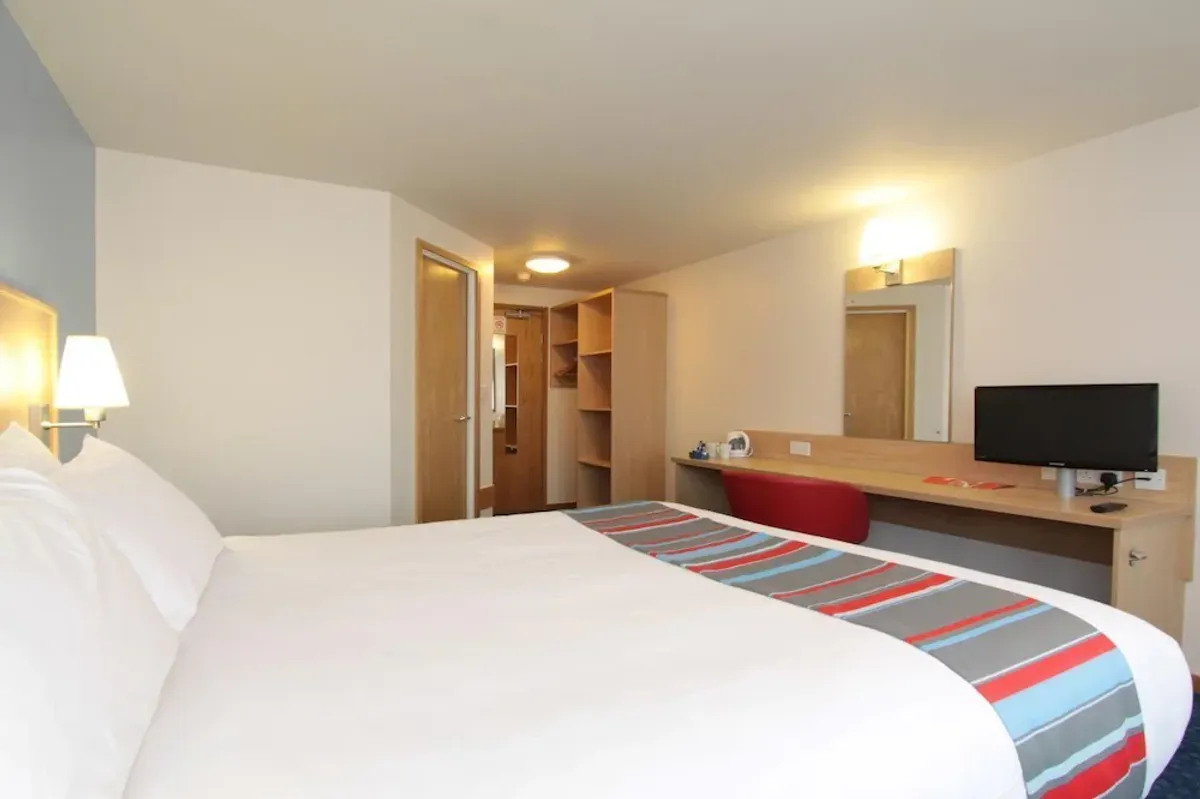 Image of Travelodge Cambridge Fourwentways