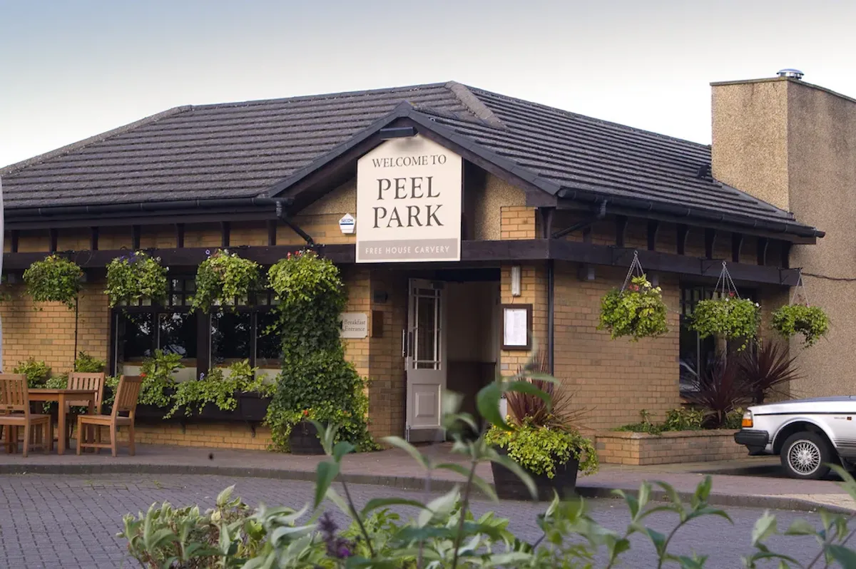 Image of Premier Inn Glasgow East Kilbride Peel Pk