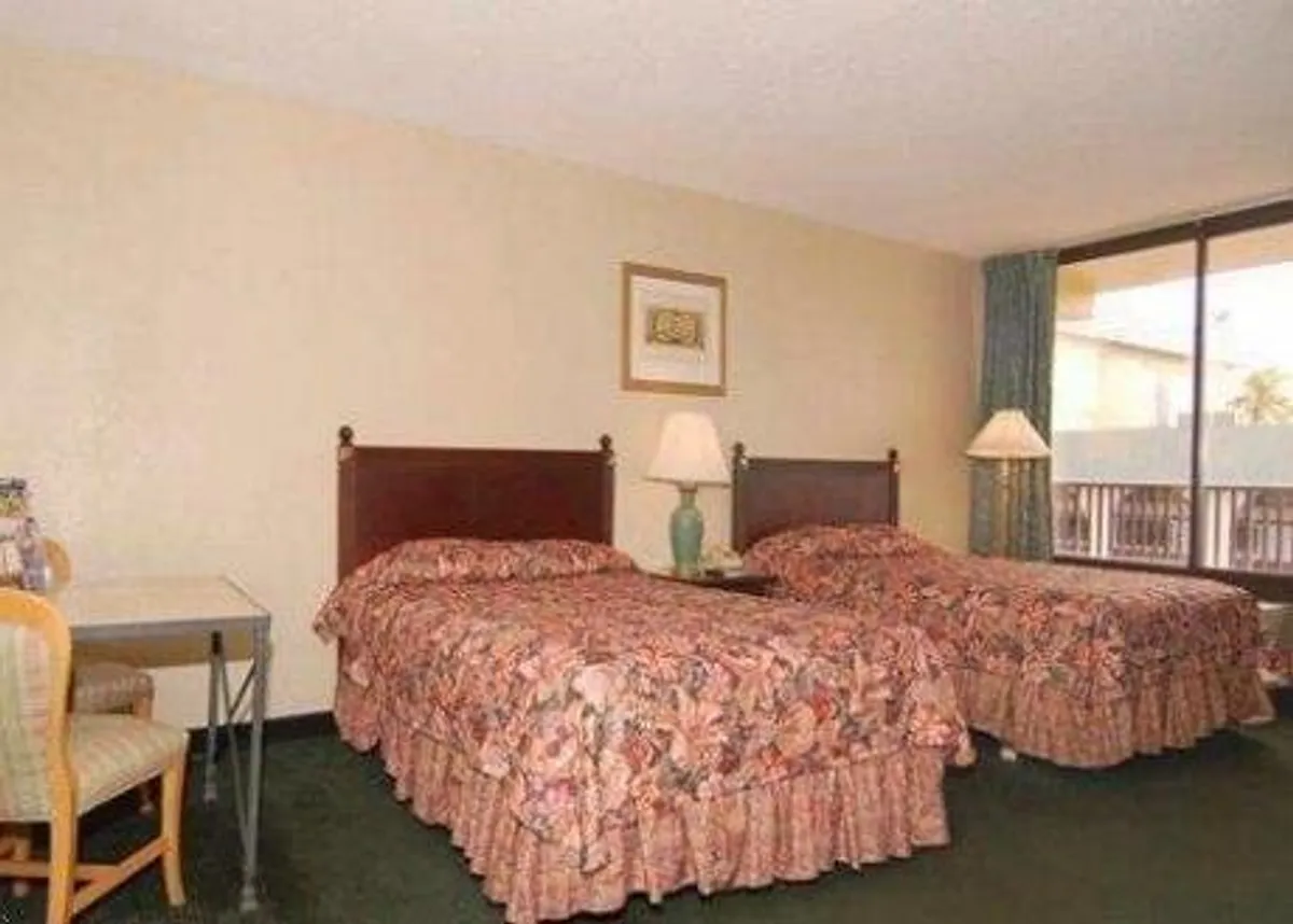 Image of Econo Lodge Conference Center