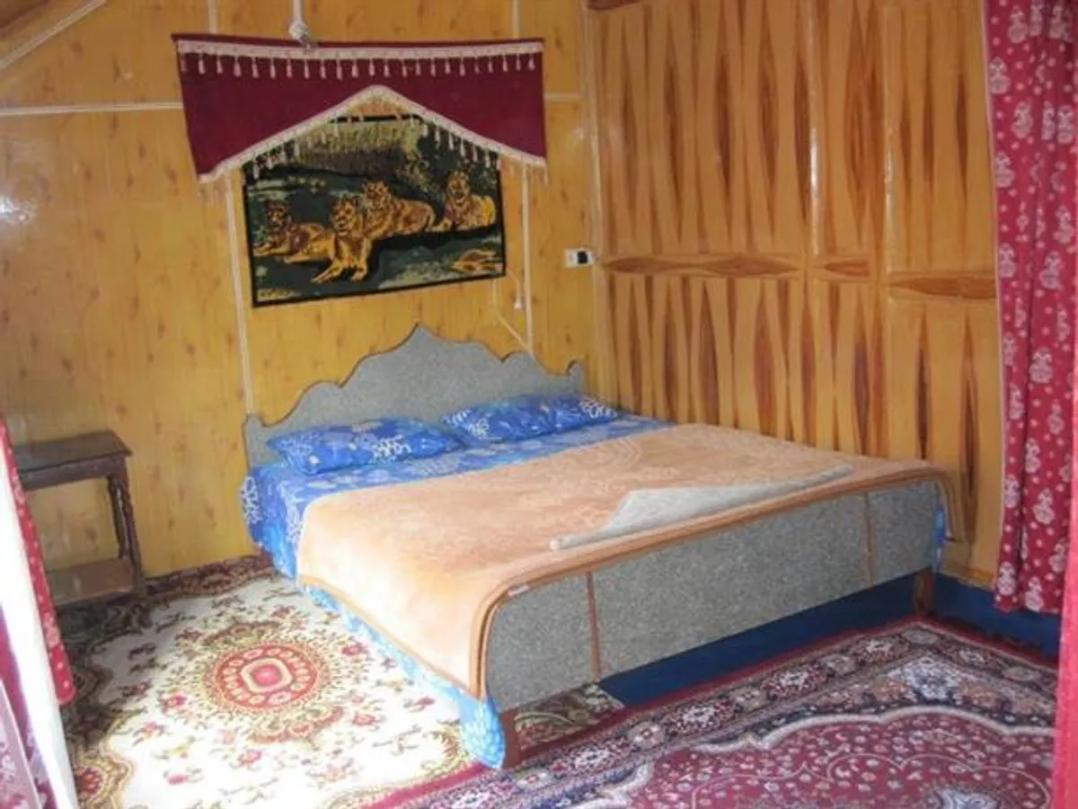 Image of Houseboat Shagoo Palace