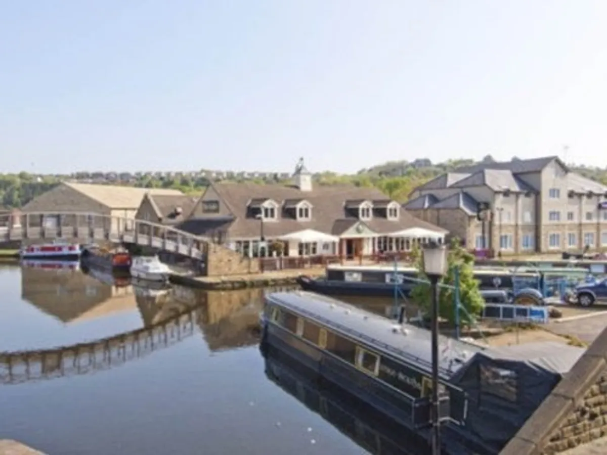 Image of Premier Inn Huddersfield Central