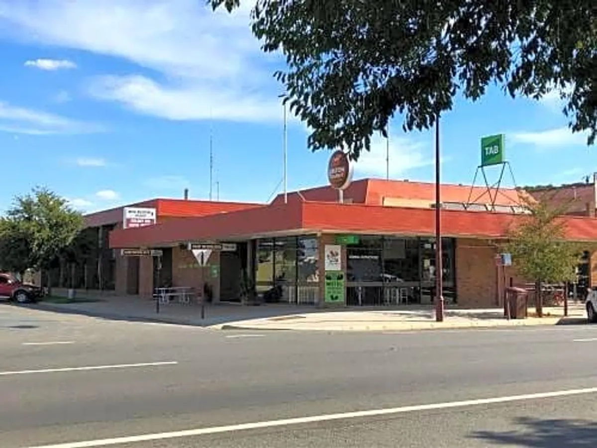 Image of Colony Inn Hotel