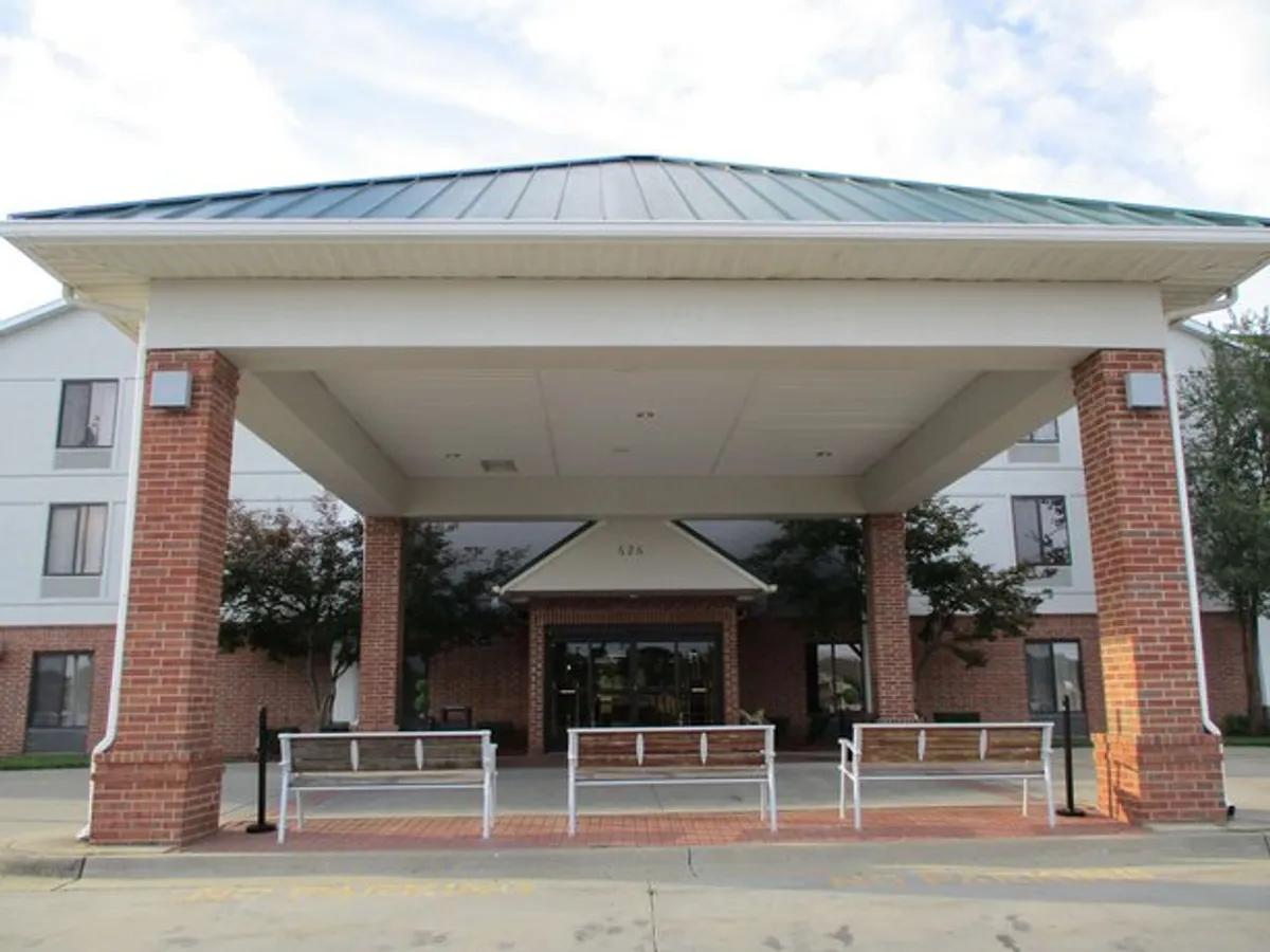 Image of BEST WESTERN WARRENSBURG INN