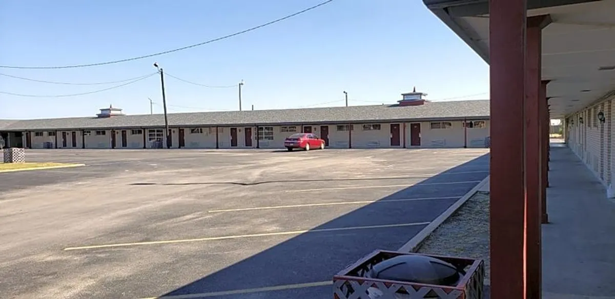 Image of Executive Inn