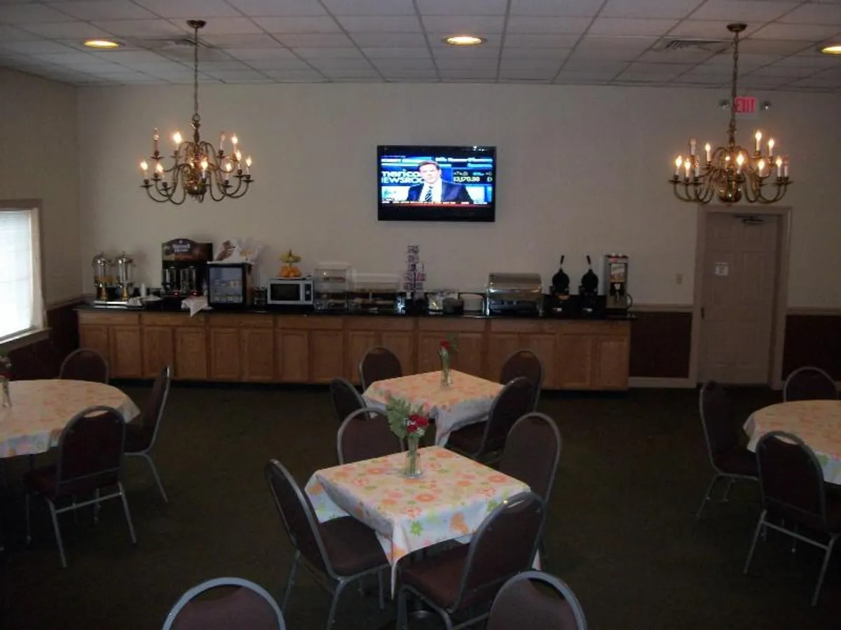 Image of Governor House Inn Arlington/Falls Church