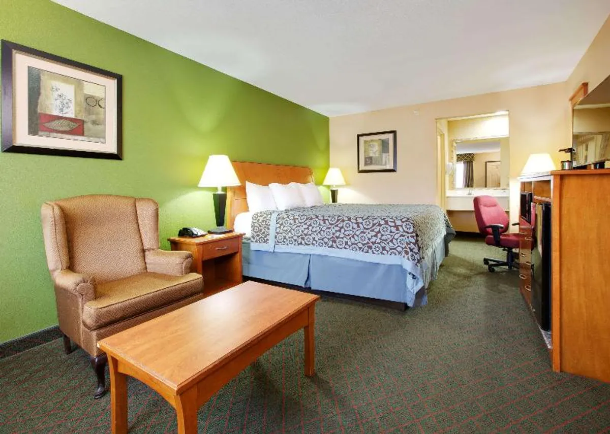 Image of Days Inn by Wyndham Fairfield