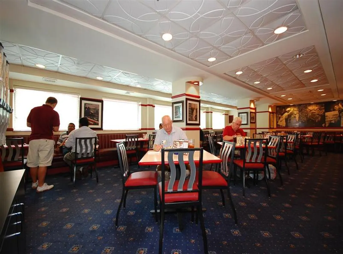 Image of Red Lion Hotel Arlington Rosslyn / Iwo Jima
