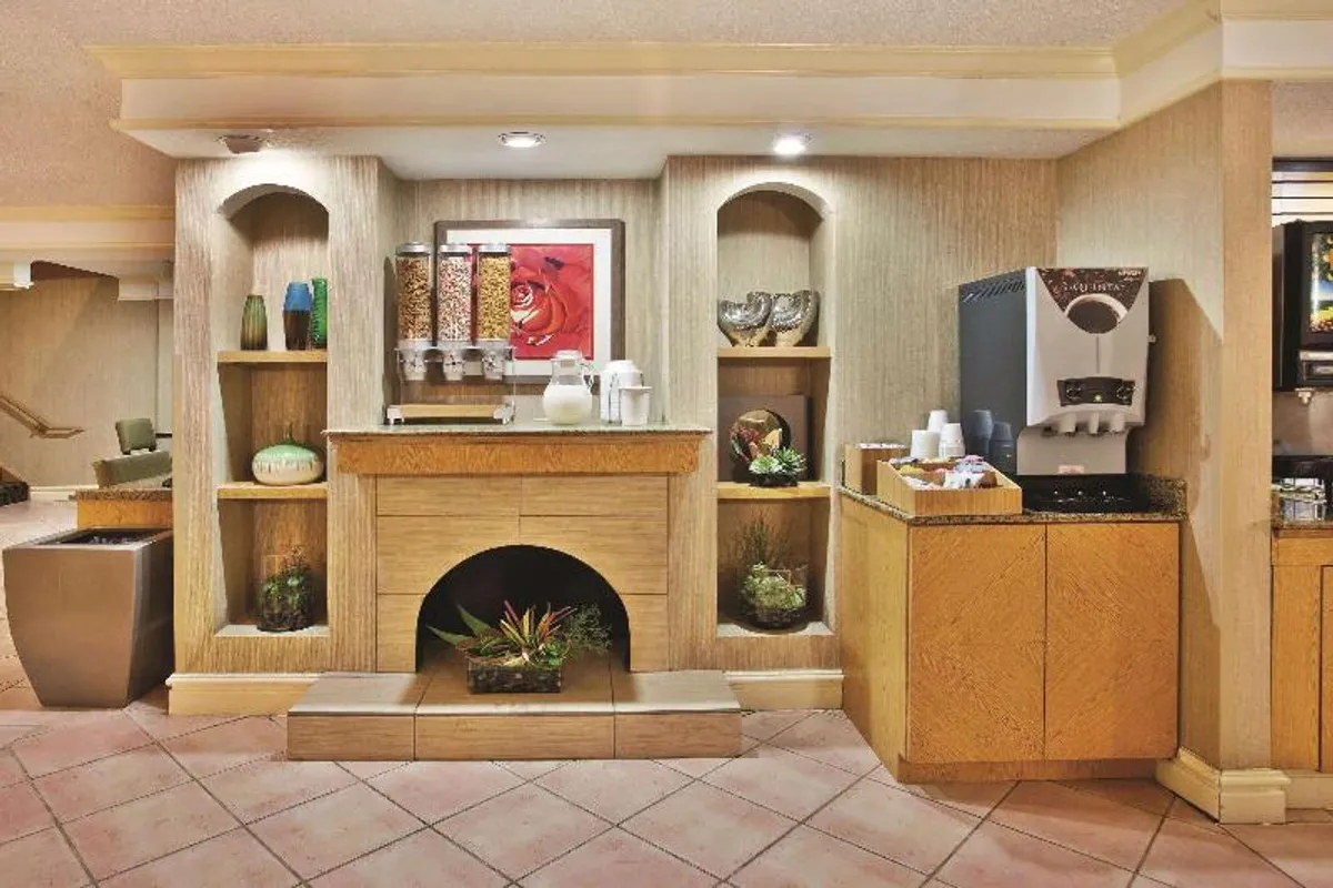 Image of La Quinta Inn Savannah Midtown