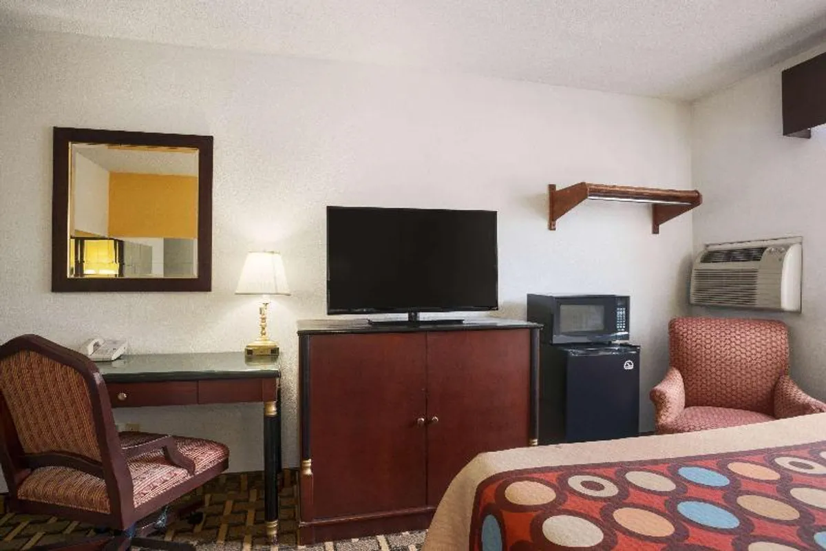 Image of Super 8 by Wyndham Brookville