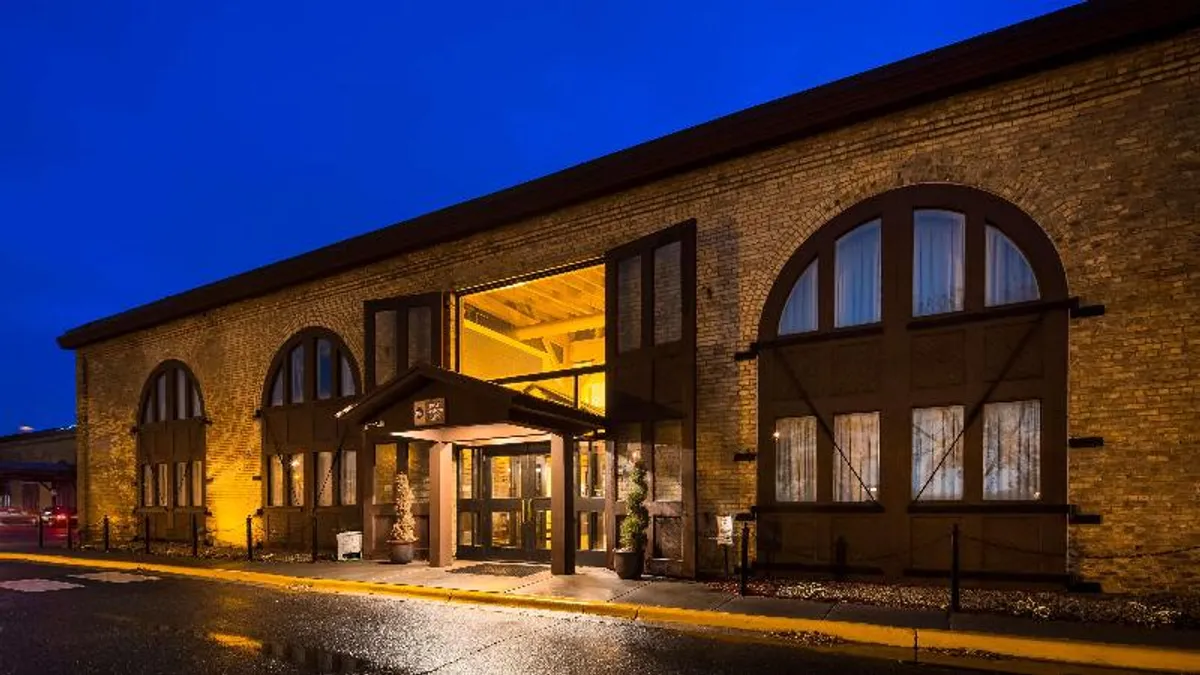 Image of Como Park Hotel