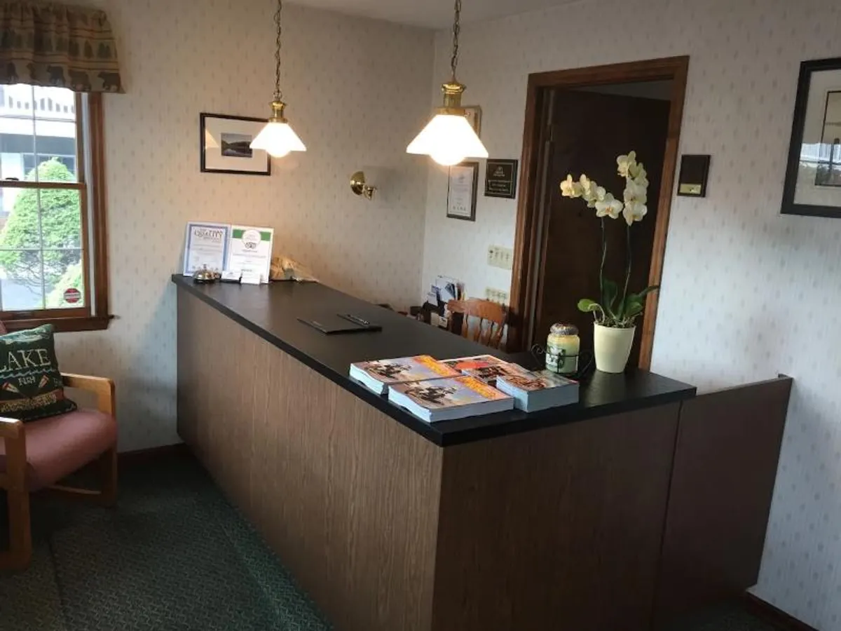 Image of Americas Best Value Inn & Suites Lake George