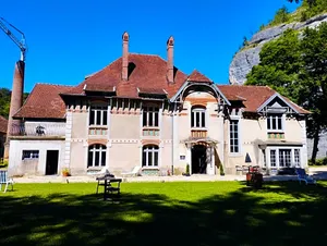 Image of Gîte atypique dans une maison de caractère en bordure de riviere