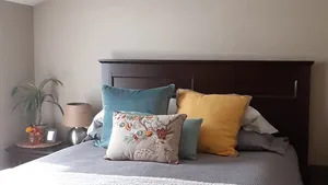 Image of 2 br apartment sleeps 1-6 on prime Washington Ave