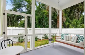 Image of Bright Dreamy Cottage-Walkable to Water & Downtown