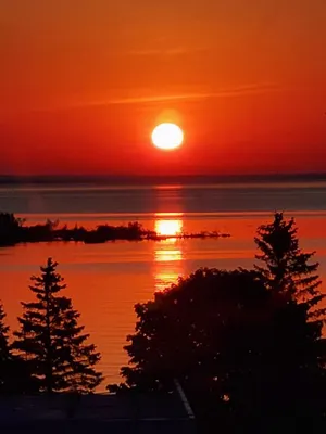 Image of Lakeview Getaway with stunning sunrises