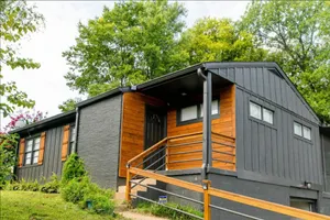 Image of Nashville palace ..The home away from home.