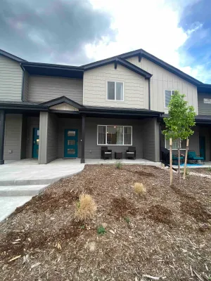 Image of Modern Comforts: 3-Bedroom Townhome w\/ 2 kid friendly community pools