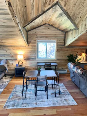 Image of Blue Pine Guesthouse MT