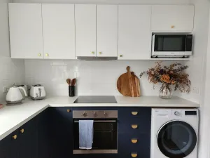 Image of Little Mount St - Billion Star View! Stroll to CBD