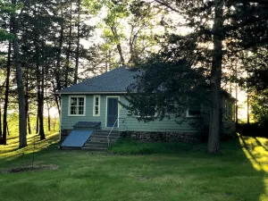 Image of Lake Sylvia Cottage in the Woods