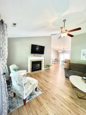 Image of ✨BE OUR GUEST & RELAX! MINS. TO THE AIRPORT✨