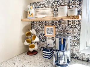 Image of ★Stylish★ remodeled Apt near IvyWild/Downtown