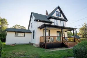 Image of Downtown Historic Charmer - Walk to State Capitol