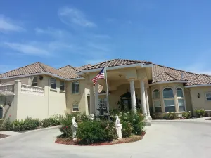 Image of Romantic One Bedroom Apartment-No cleaning fee.