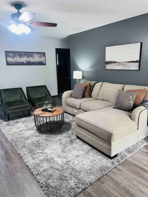 Image of NEWCozy Duplex 2Bedroom/1BTH