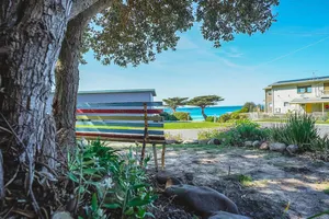 Image of 150 Steps · To the Beach FREE WI-FI