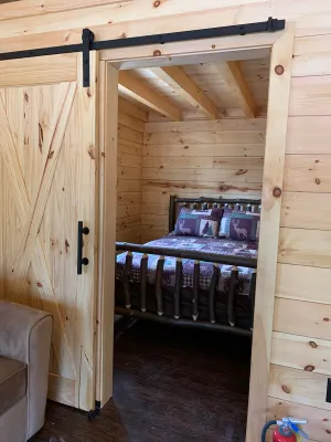 Image of “A little cabin in the woods”