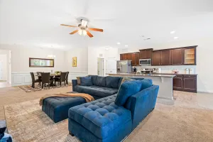 Image of Blue Mallow retreat with pool access- sleeps 10🌟