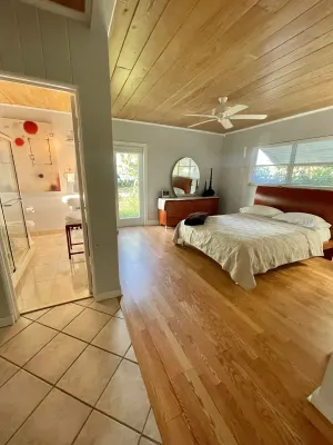 Image of Modern Studio Apt - Near the Beach/Downtown
