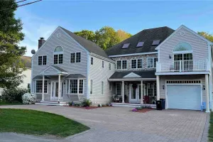 Image of Cozy Lakeview Guesthouse Near BOS, PVD, Cape Cod