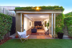 Image of St Kilda Style - Stunning 3 Bedroom House