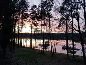 Image of Lake Hartwell! Fun in the Sun and Great Fishing!