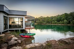 Image of Maison du Lac - house on lake, close to town