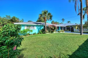 Image of The Flamingo House at Indian Beach Sapphire Shores
