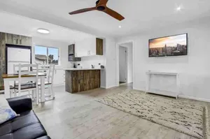 Image of Magpies Nest On west!!