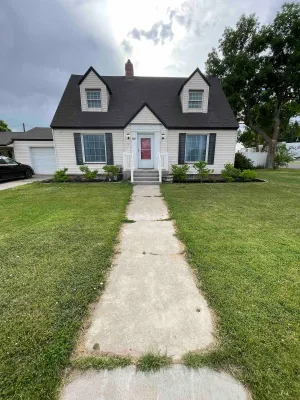 Image of House in Roosevelt