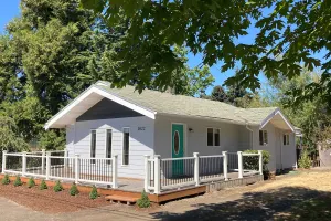 Image of Entire Home & Fenced Yard For Family & Pets