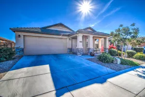 Image of NEW! Executive Bungalow in West Valley Sleeps 8, weekly\/monthly rates available