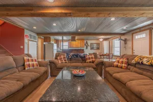 Image of Hunting lodge and Country getaway