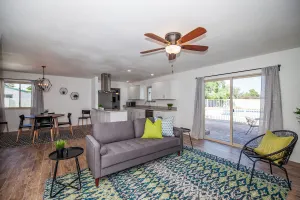 Image of LUXURY Living 4