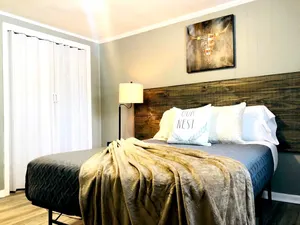 Image of Studio close to everything FA