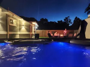Image of Ravishing 2 bedroom 1 bath Hot Tub BBQ and Fire Pit