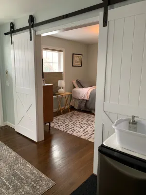 Image of Separate apt, 1 mile from downtown, 1 guest only